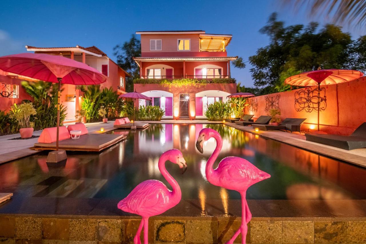 Pinkcoco Uluwatu - Constant Surprises - For Cool Adults Only Hotel Exterior foto