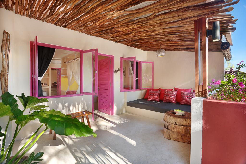 Pinkcoco Uluwatu - Constant Surprises - For Cool Adults Only Hotel Exterior foto